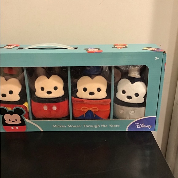 NWT 5 MICKEY MOUSE THROUGH THE YEARS - Picture 5 of 7